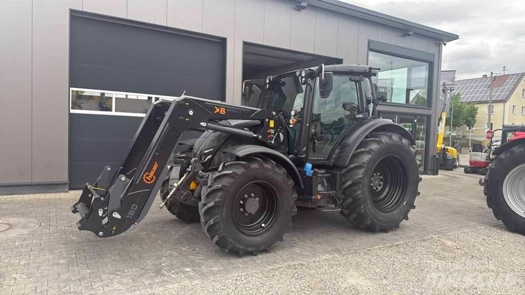 Valtra N175 Трактора