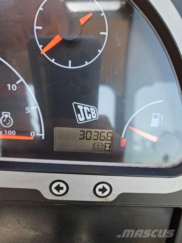 JCB 531-70 Сельскохозяйственные телескопические погрузчики