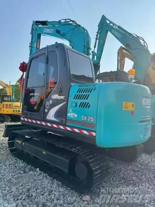 Kobelco SK 75 Гусеничные экскаваторы