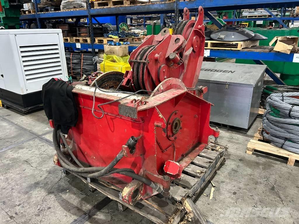 Grove GMK 6250 Автокраны