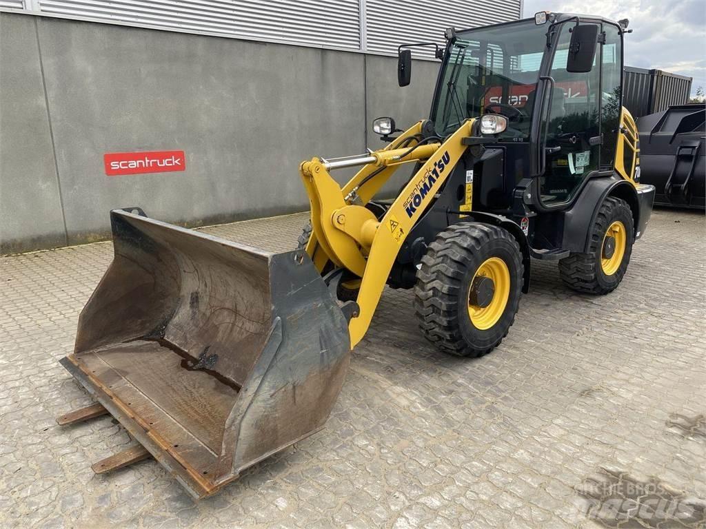 Komatsu WA70M-8EO Многофункциональные сельскохозяйственные погрузчики