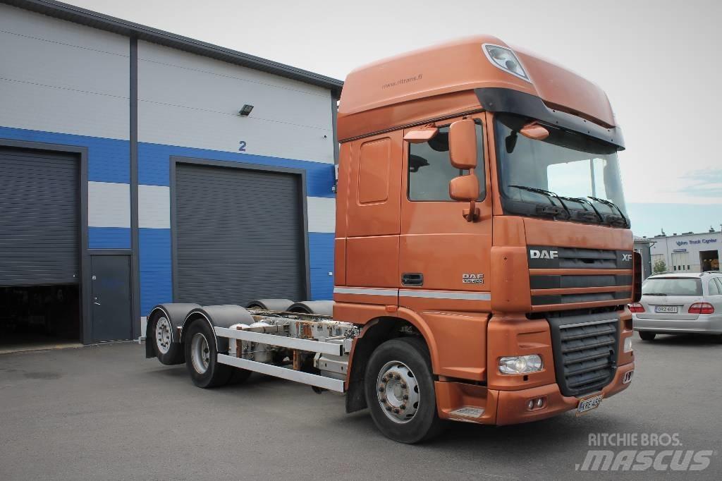 DAF XF105.460 Шасси с кабиной