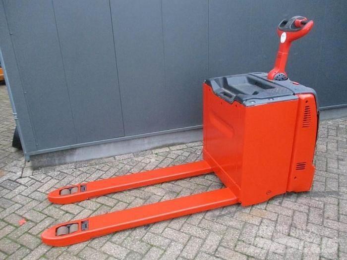 Linde T30 Ручные электрические тележки