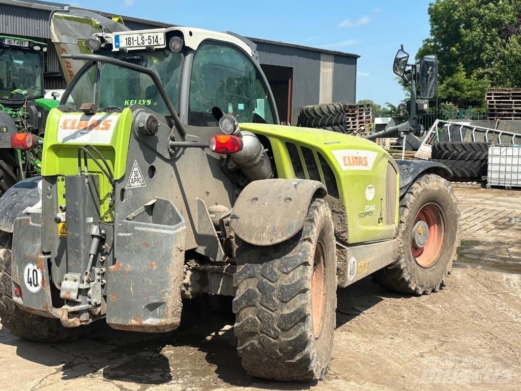 CLAAS Scorpion 7044 Сельскохозяйственные телескопические погрузчики