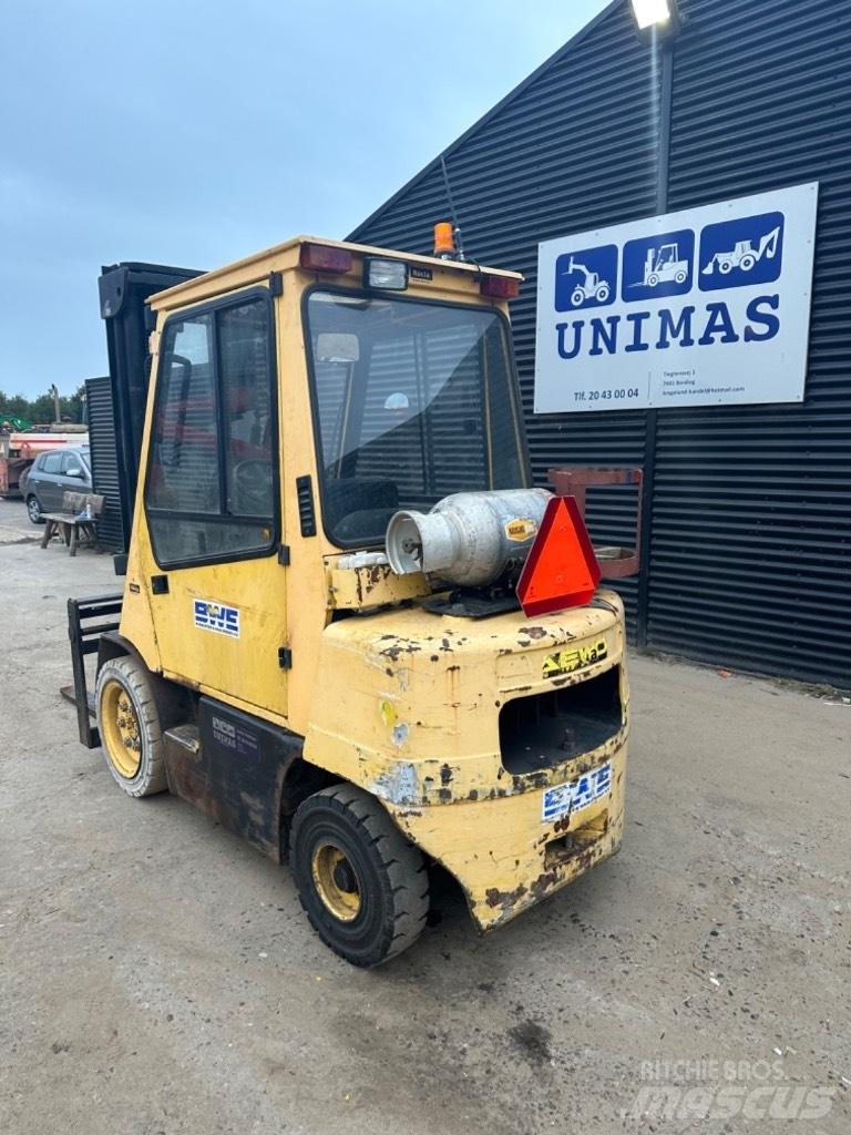 Daewoo G30E Газовые погрузчики