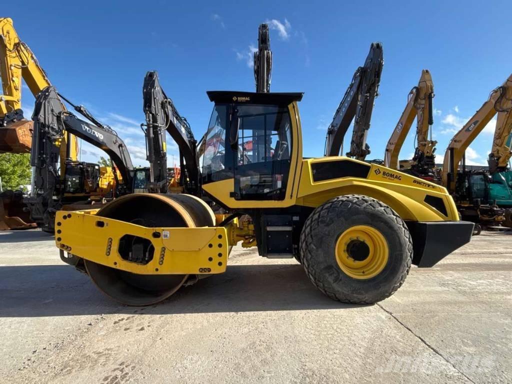 Bomag BW213D-5 Грунтовые катки