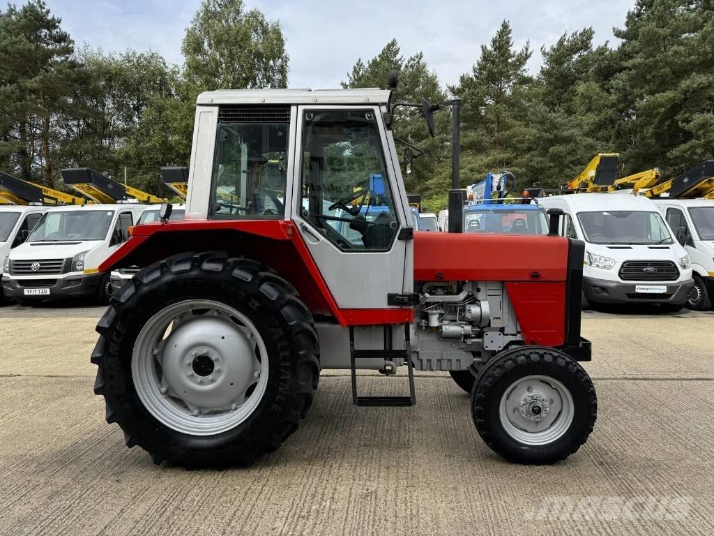 Massey Ferguson 690 Трактора
