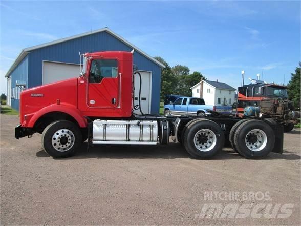 Kenworth T800 Седельные тягачи