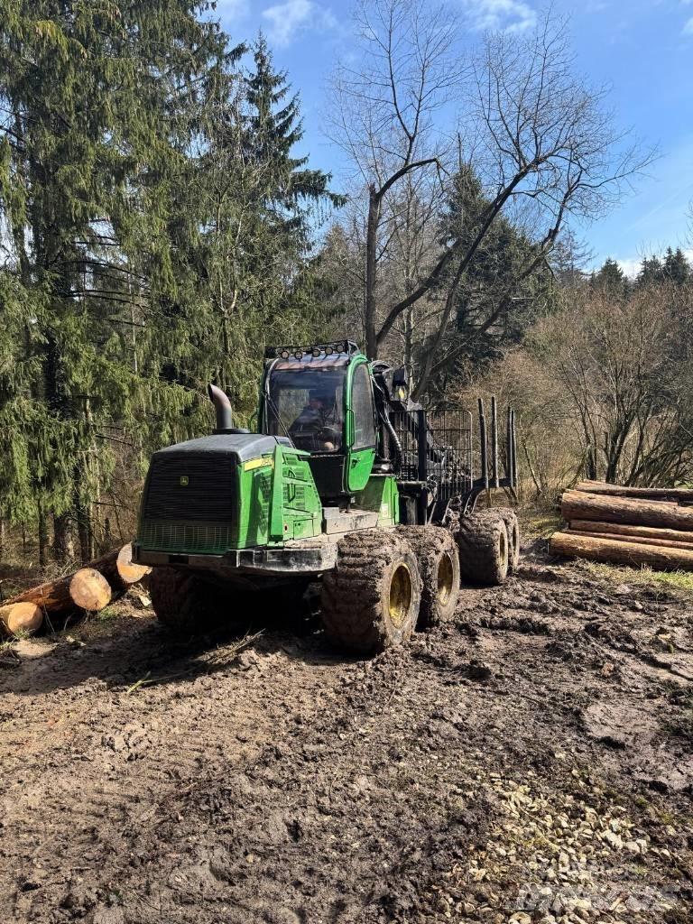 John Deere 1510 E Форвардеры