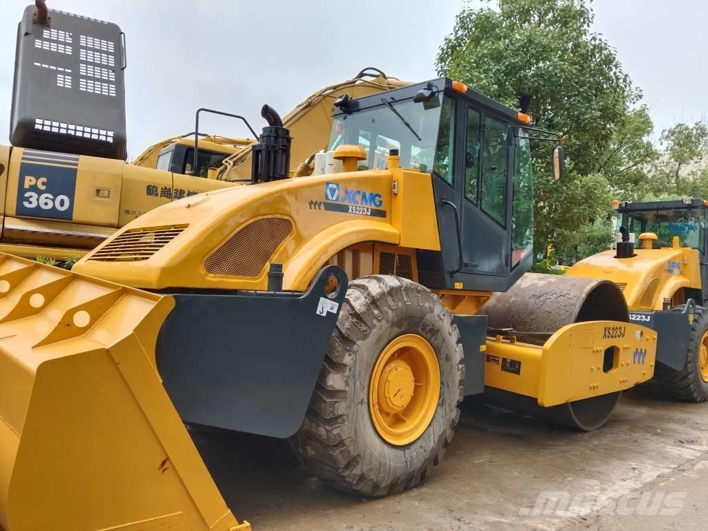 XCMG XS 223 J Грунтовые катки