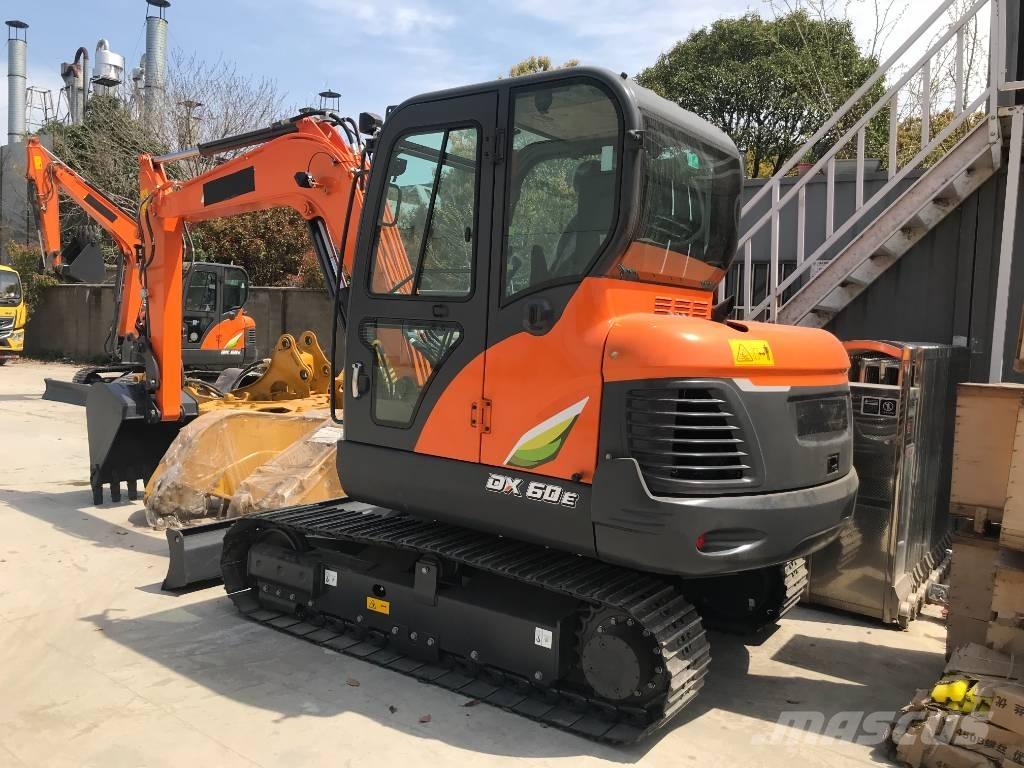 Doosan DX 60 Гусеничные экскаваторы