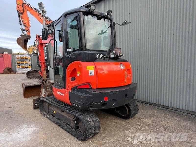 Kubota KX 042-4 Мини-экскаваторы