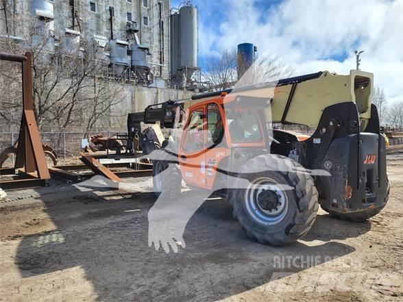 JLG 1255 Телескопические погрузчики