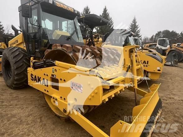 Sakai SV544T Грунтовые катки