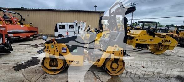Sakai SW354 Грунтовые катки