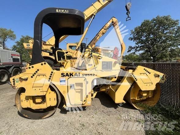 Sakai SW652 Грунтовые катки