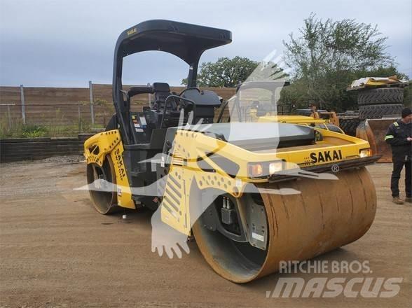Sakai SW770HF Грунтовые катки