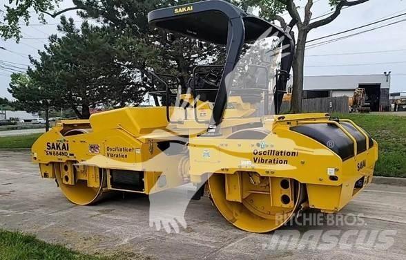 Sakai SW884ND Грунтовые катки