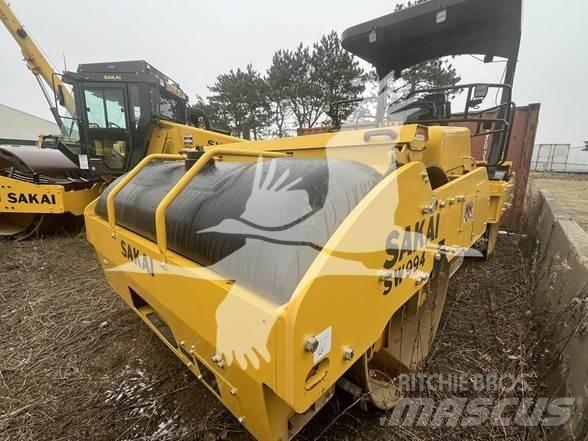 Sakai SW994 Грунтовые катки