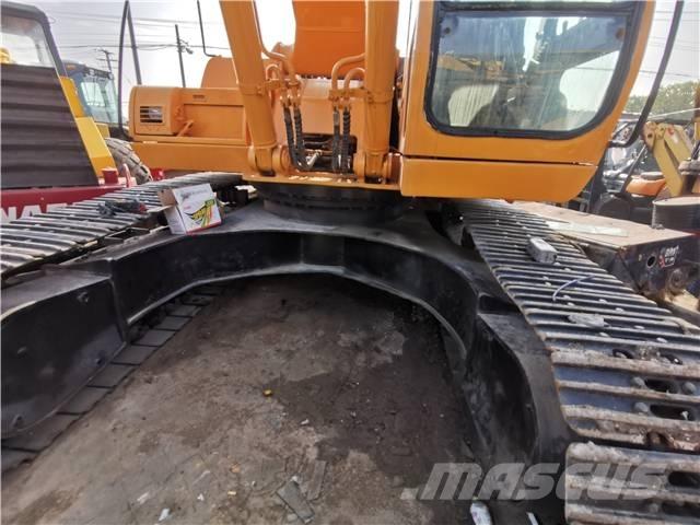 Hyundai 340 Гусеничные экскаваторы