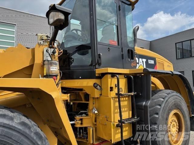 CAT 938 H Фронтальные погрузчики