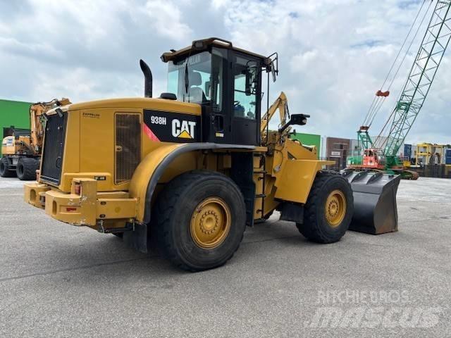 CAT 938 H Фронтальные погрузчики