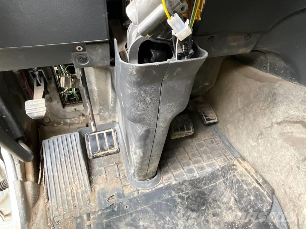 Yanmar TW 95 Колёсные экскаваторы