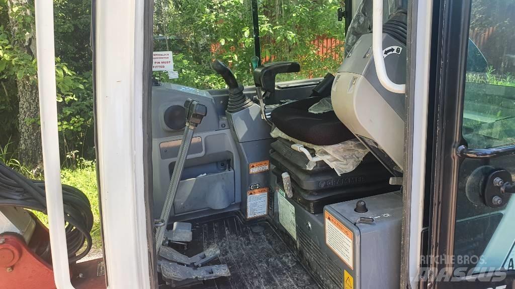 Takeuchi TB235 Мини-экскаваторы
