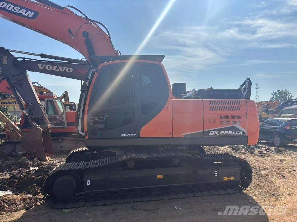 Doosan DX 225 LCA Малые экскаваторы 7т-12т