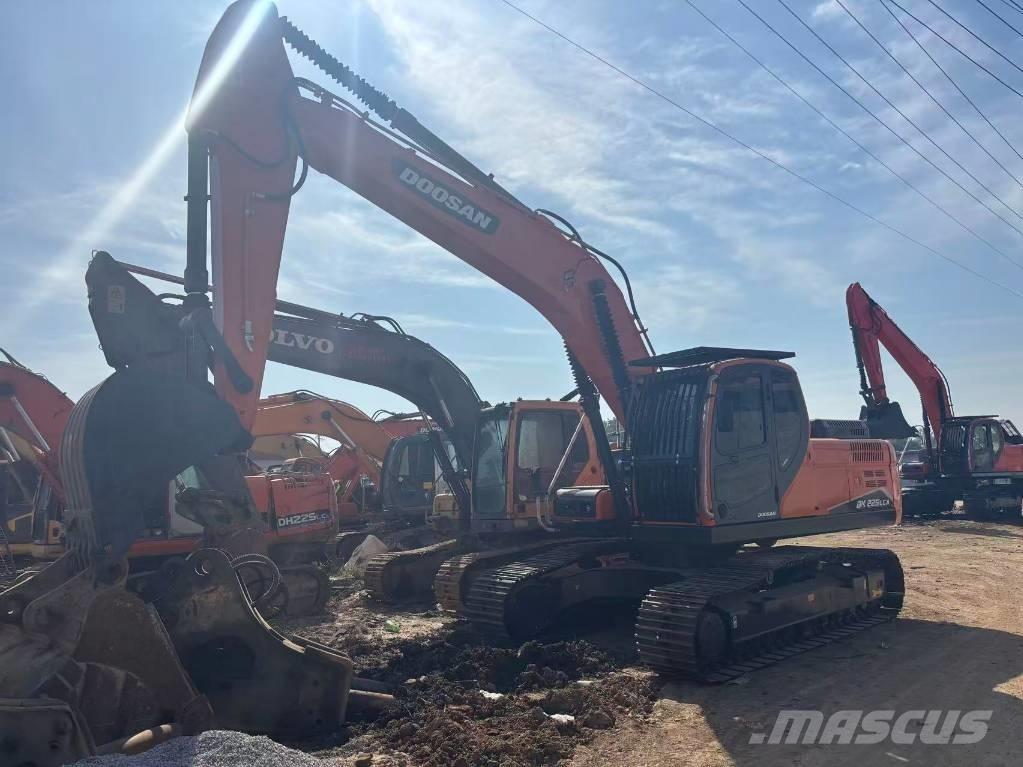 Doosan DX 225 LCA Малые экскаваторы 7т-12т