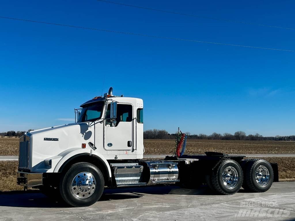 Kenworth T 800 Седельные тягачи