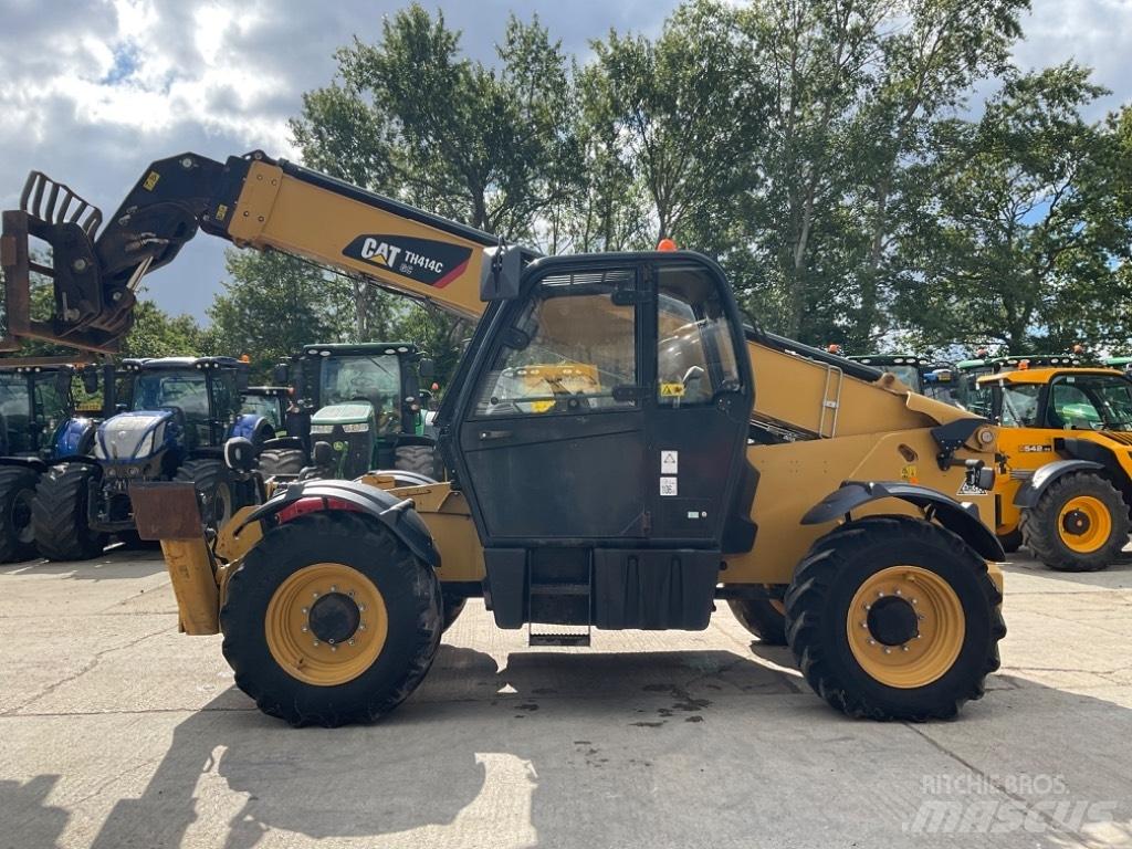 CAT TH 414 Телескопические погрузчики