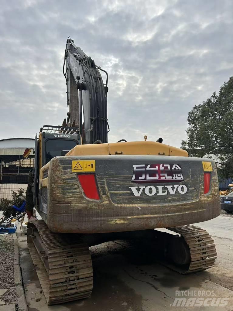 Volvo 240DL Гусеничные экскаваторы