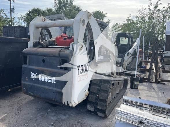 Bobcat T300 Мини-погрузчики