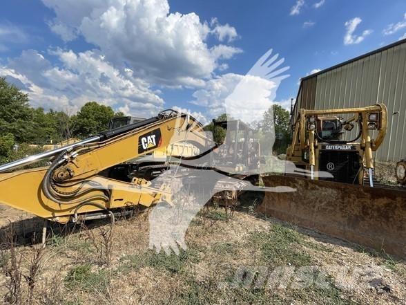 CAT 320 Гусеничные экскаваторы