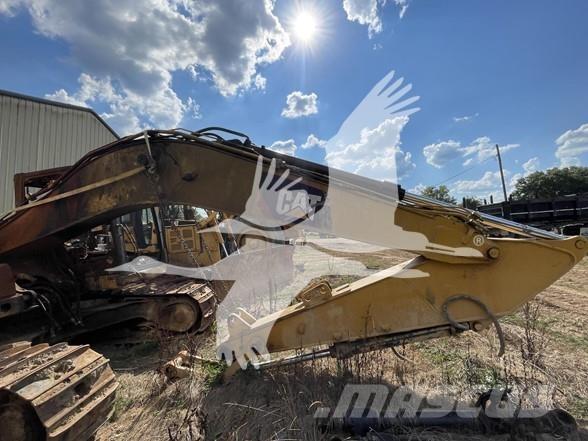 CAT 320 Гусеничные экскаваторы