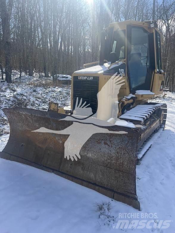 CAT D4G XL Гусеничные бульдозеры