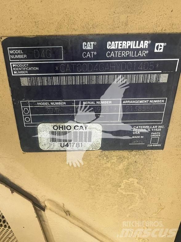 CAT D4G XL Гусеничные бульдозеры