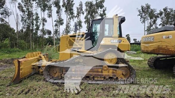CAT D6N LGP Гусеничные бульдозеры