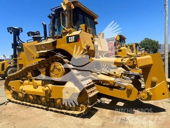CAT D8T Гусеничные бульдозеры
