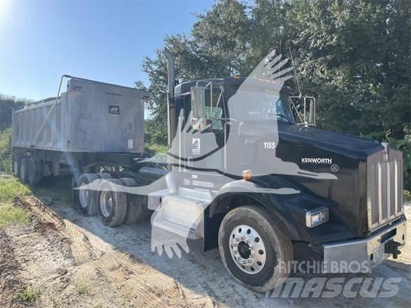 Kenworth T800 Грузовики-Самосвалы