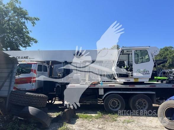 Sterling L9500 Строительная техника - Другие