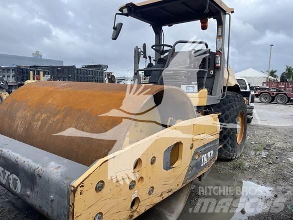 Volvo SD115B Грунтовые катки