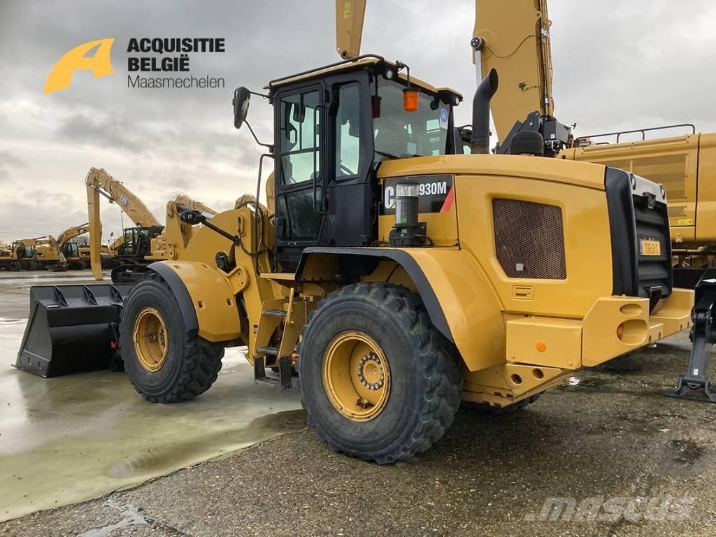 CAT 930M Фронтальные погрузчики