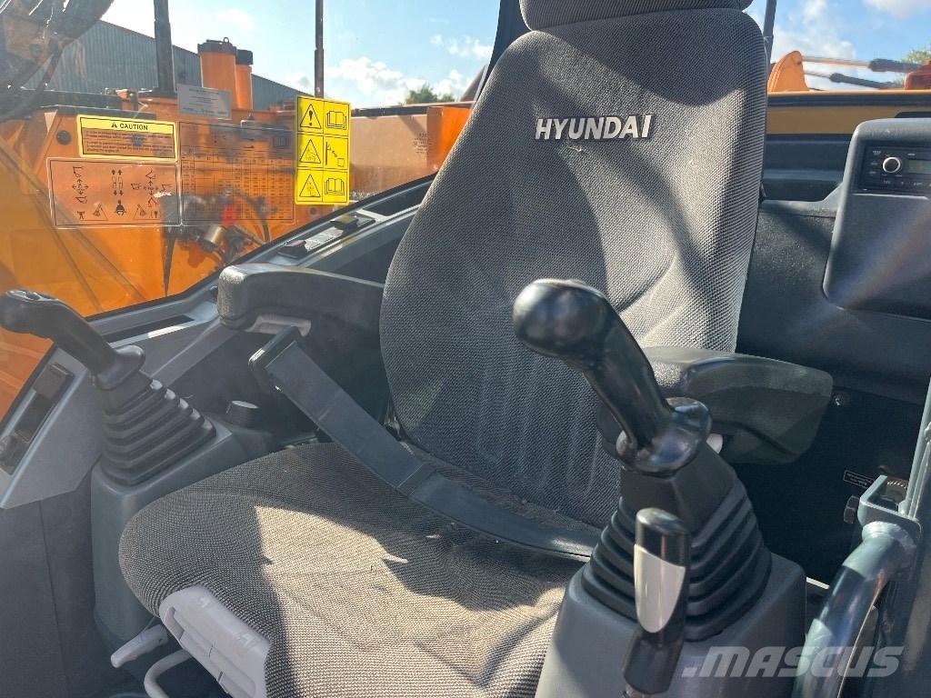 Hyundai HX130LCR Гусеничные экскаваторы