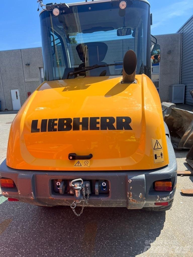Liebherr L 506 Фронтальные погрузчики