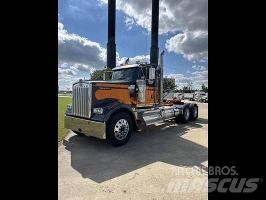Kenworth W 900 Седельные тягачи