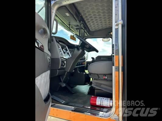 Kenworth W 900 Седельные тягачи