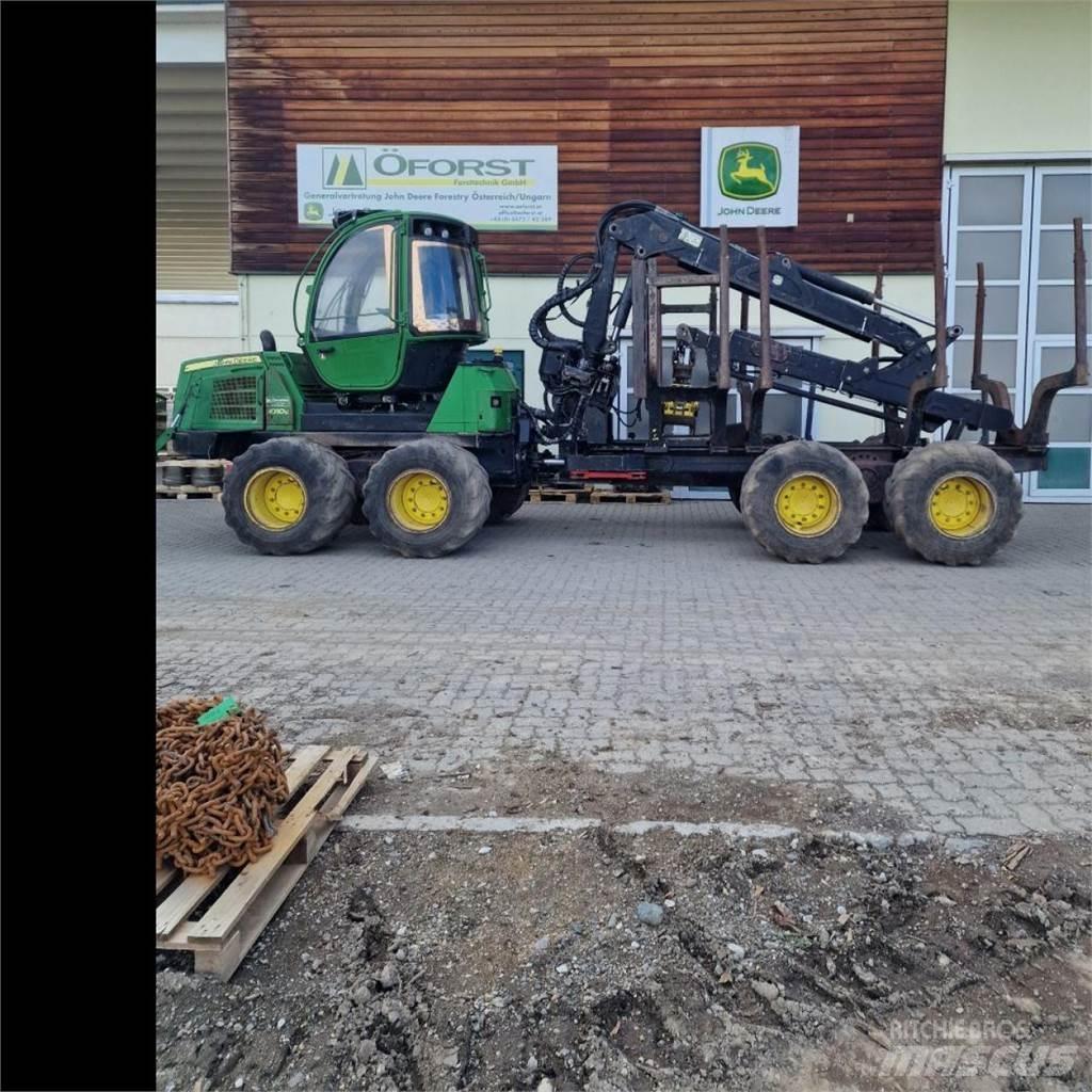 John Deere 1010 E Форвардеры