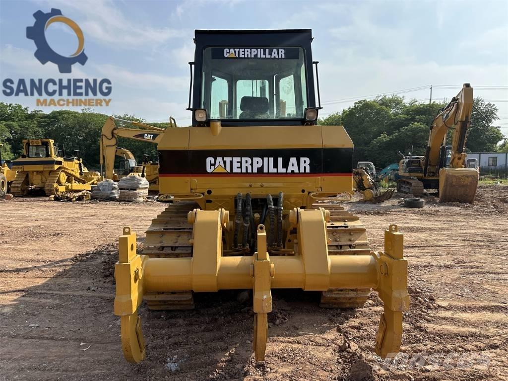 CAT D6G Гусеничные бульдозеры